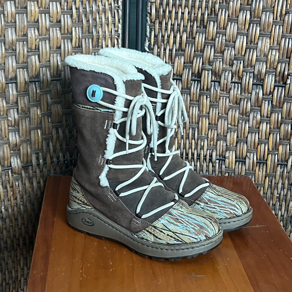9 Chaco Belyn Baa Vibram Niro Brown Leather Shearling Boots Women’s